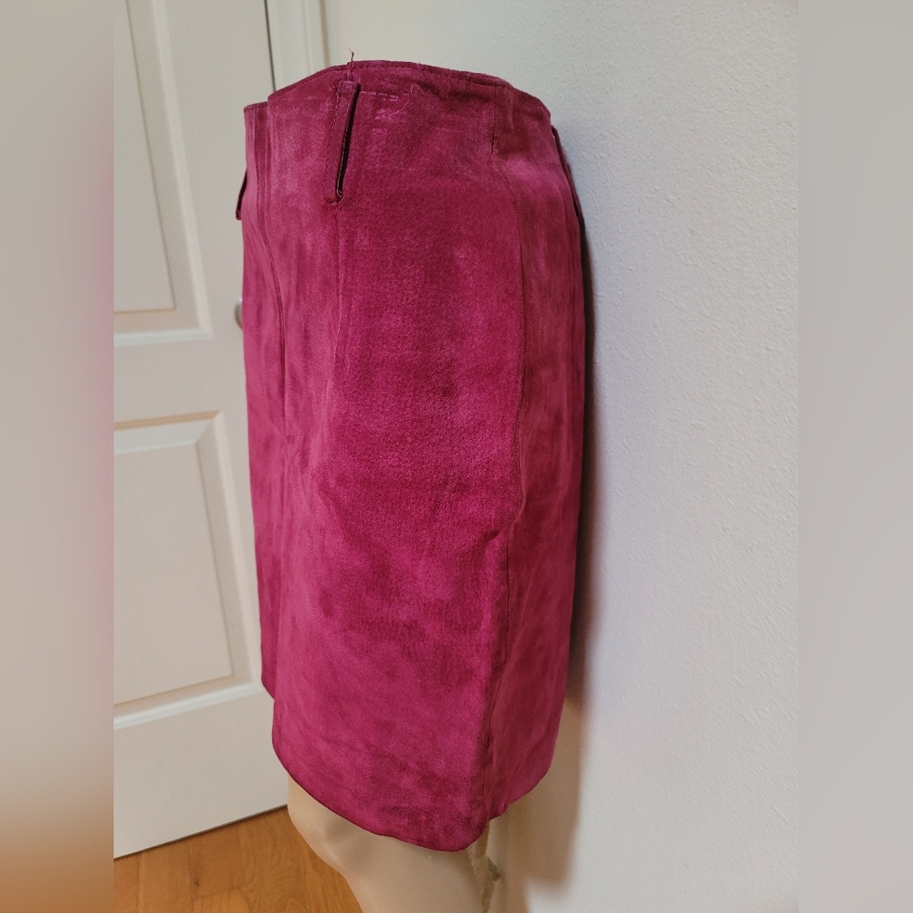 Vintage Express Maroon Suede Skirt - Picture 3 of 11